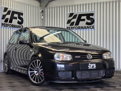 Volkswagen Golf 3.2 R32 Hatchback 3dr Petrol Manual (276 g/km, 240 bhp)