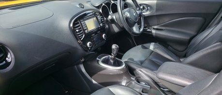 Nissan Juke 1.5 TEKNA DCI LOOK! JUST 45000 MILES! MAIN DEALER SERVICE HISTORY! £20 TAX! 1