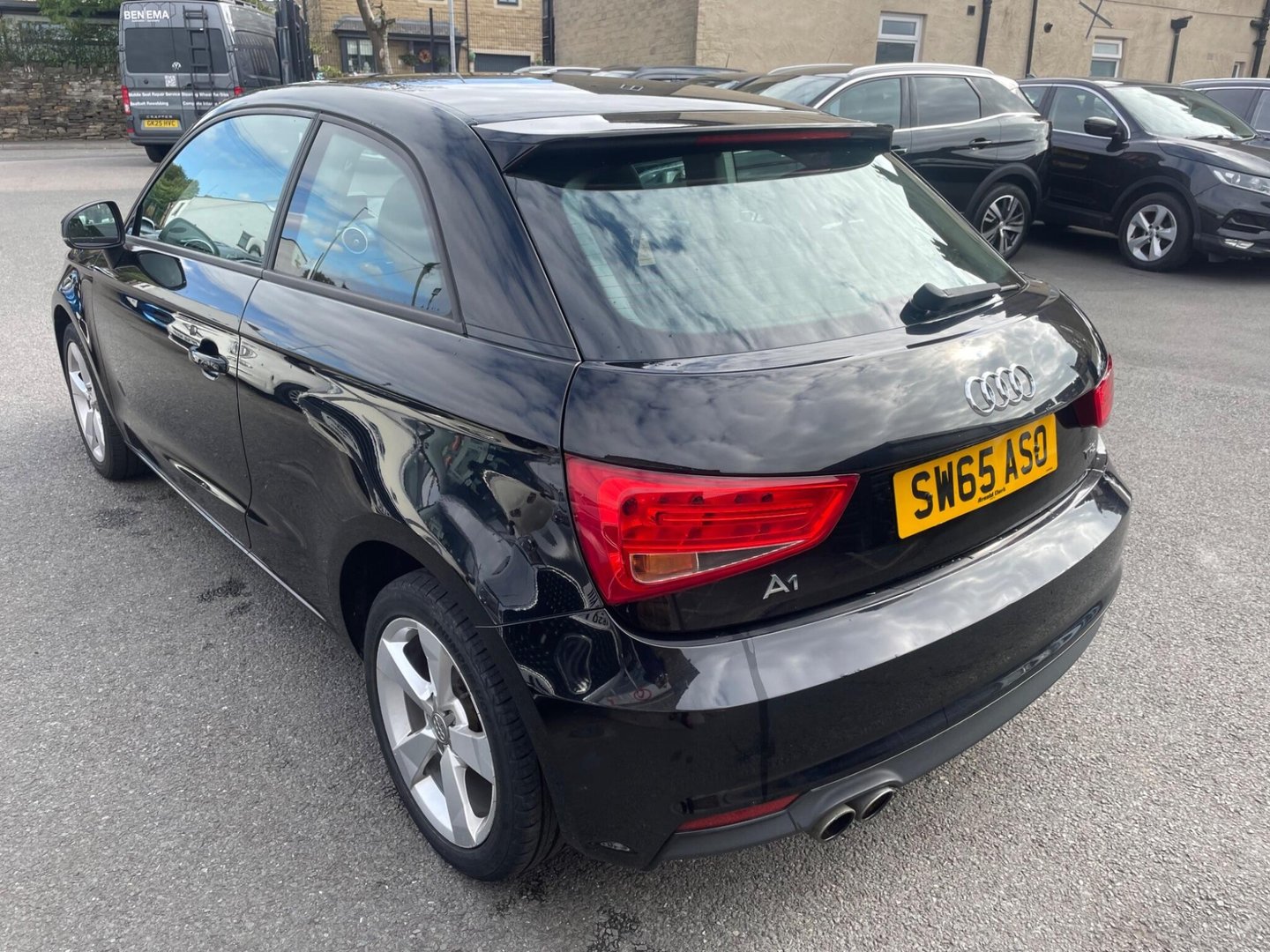 2015 Audi A1 — image 4