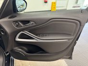 Vauxhall Zafira 1.4 Zafira Tourer SRi T 5dr 39