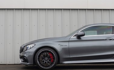 Mercedes-Benz C63 C63 S Premium Plus 28