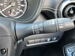 Nissan Juke 1.0 Juke N-Connecta DiG-T 5dr 61