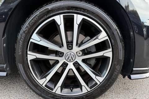 Volkswagen Golf R-LINE EDITION TSI EVO DSG 55