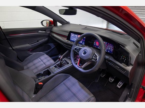 Volkswagen Golf 2.0 TSI GTI Euro 6 (s/s) 5dr 12
