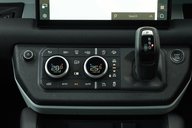 Land Rover Defender 3.0 D250 MHEV HSE Auto 4WD Euro 6 (s/s) 5dr 35