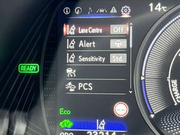 Lexus Ux 2.0 UX 250H F Sport Design 4x2 CVT 5dr 33