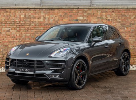 Porsche Macan Turbo 6
