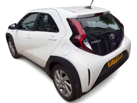 Toyota Aygo X 1.0 VVT-i Pure Hatchback 5dr Petrol x-shift Euro 6 (s/s) (72 ps) 4
