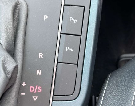 SEAT Arona 1.0 Arona Xperience Luxury EcoTSI Semi-Auto 5dr 56