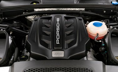 Porsche Macan GTS 28