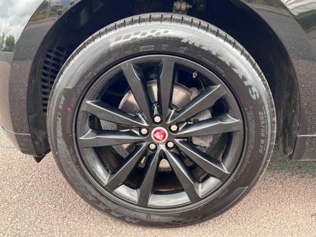 Jaguar F-Pace 2.0 D180 R-Sport Auto AWD Euro 6 (s/s) 5dr 70