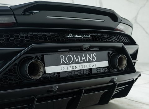 Lamborghini Huracan LP 640-4 EVO 33