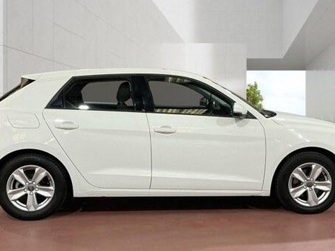 Audi A1 1.0 TFSI 30 SE Sportback Euro 6 (s/s) 5dr 9