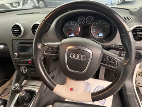Audi A3 2.0 TDI S line Sportback Euro 5 (s/s) 5dr 32