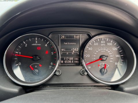 Nissan Qashqai 1.5 dCi Acenta 2WD Euro 4 5dr 19