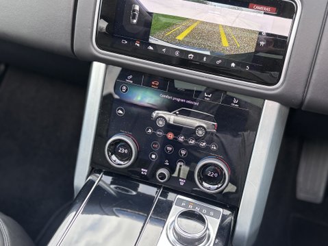 Land Rover Range Rover WESTMINSTER BLACK MHEV 23