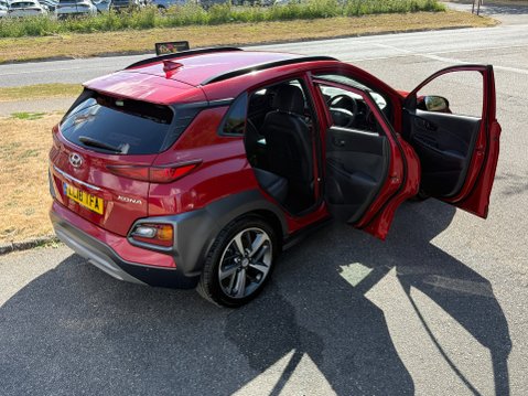 Hyundai KONA PREMIUM SE 1 OWNER 22