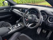 Alfa Romeo Stelvio 2.9 V6 Quadrifoglio 9