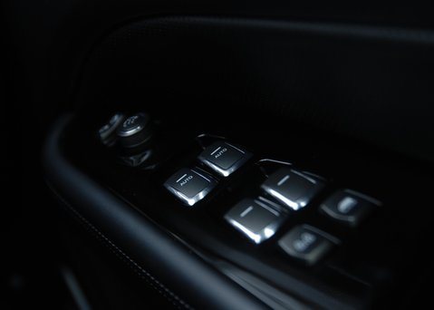 SsangYong Rexton ULTIMATE 8