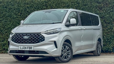 Ford Tourneo Custom Titanium Luxe | 9 Seat | Auto | L2 LWB | 320 | Euro 6 | £31,993 + vat