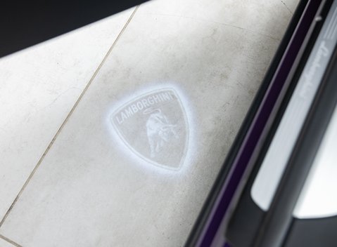 Lamborghini Urus SE 37