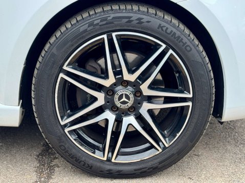 Mercedes-Benz V Class 2.2 V220d AMG Line MPV 5dr Diesel G-Tronic+ Euro 6 (s/s) 7 Seat (163 ps) 107