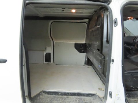 Vauxhall Vivaro 1.5 Turbo D 2900 Dynamic L2 H1 Euro 6 (s/s) 6dr 5