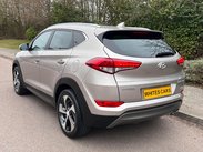 Hyundai TUCSON 2.0 CRDi Premium Auto 4WD Euro 6 5dr 55