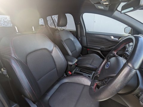 Ford Focus ST-LINE X 13
