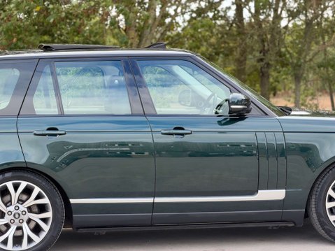 Land Rover Range Rover 4.4 Range Rover Vogue SDV8 Auto 4WD 5dr 16