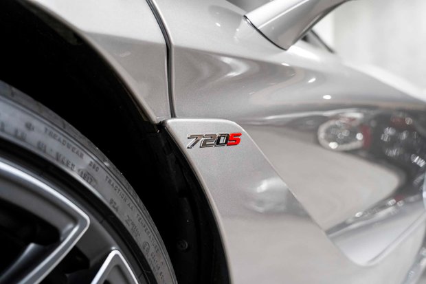 McLaren 720S V8 SSG. FULL MSH. CARBON PACK 1. CARBON INTERIOR. CERAMICS. LIFT. B & O. 3