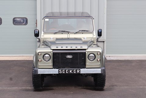 Land Rover Defender 90 HARDTOP HUGE SPEND 4 SEATER WITH SEEKER STYLING BESPOKE BUILD  9