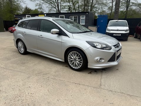 Ford Focus 1.0T EcoBoost Zetec S Estate 5dr Petrol Manual Euro 5 (s/s) (125 ps) 4