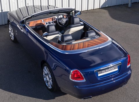 Rolls-Royce Dawn 11