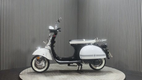 Ajs MODENA 2021 ONLY 846 MILES 1 OWNER LEARNER SCOOTER AUTO 125CC 4