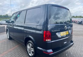 Volkswagen Transporter T32 TDI KOMBI HIGHLINE 5 SEATS 9