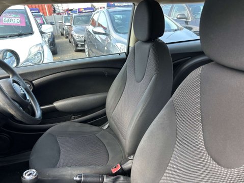 Mini Hatch 1.6 One 3dr 41