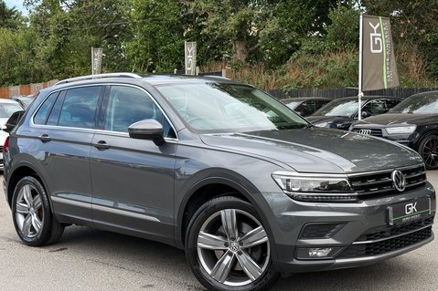 Volkswagen Tiguan SEL TSI BMT 4MOTION DSG - PANROOF - CARPLAY - FULL SERVICE HISTORY 1