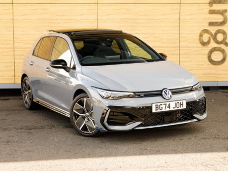 Volkswagen Golf BLACK EDITION TSI