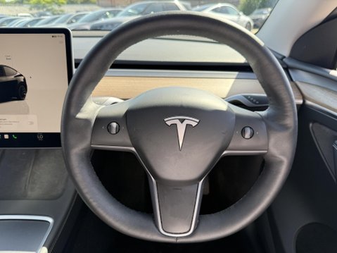 Tesla Model Y (Dual Motor) Long Range SUV 5dr Electric Auto 4WDE (384 bhp) 32