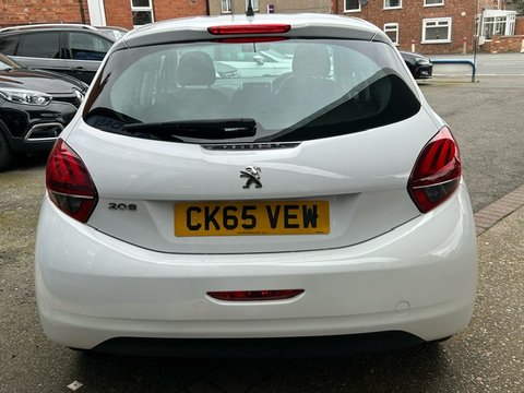 Peugeot 208 ACTIVE 4