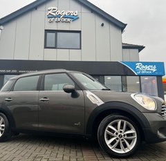 Mini Countryman COOPER D ALL4 HUGE SPEC 1