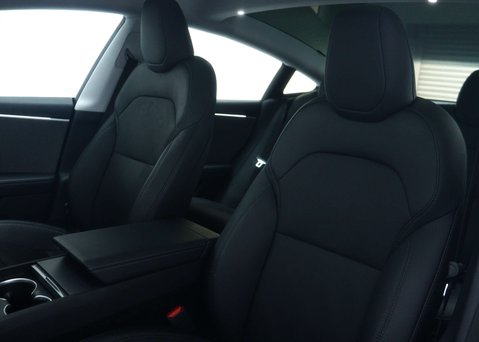 Tesla Model 3 Saloon 4dr Electric Auto RWD (208 ps) 44