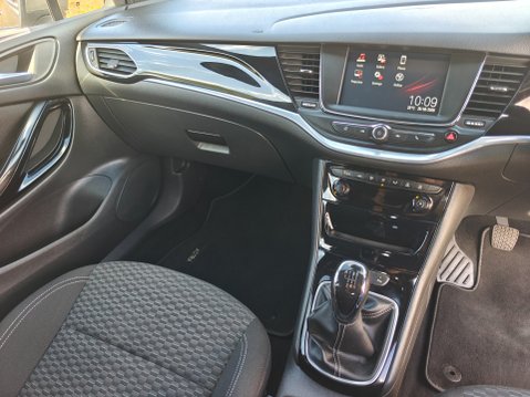 Vauxhall Astra SRI 27