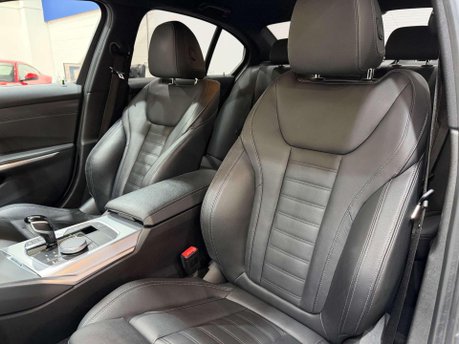 BMW 3 Series 2.0 330e 12kWh M Sport Saloon 4dr Petrol Plug-in Hybrid Auto Euro 6 (s/s) ( 