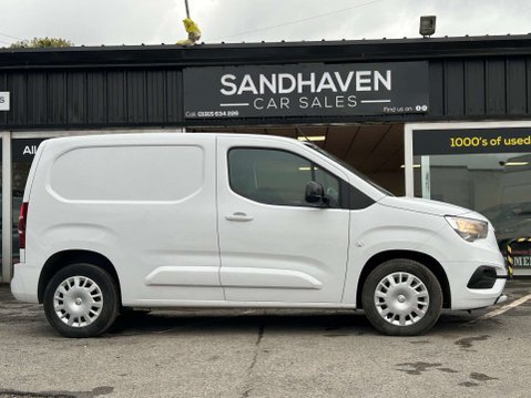 Vauxhall Combo 1.5 Turbo D 2300 Pro Panel Van 5dr Diesel Manual L1 H1 Euro 6 (s/s) (100 ps 4