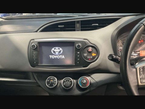 Toyota Yaris 1.3 Yaris Icon VVT-i 5dr 18