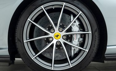 Ferrari 812 Superfast 8