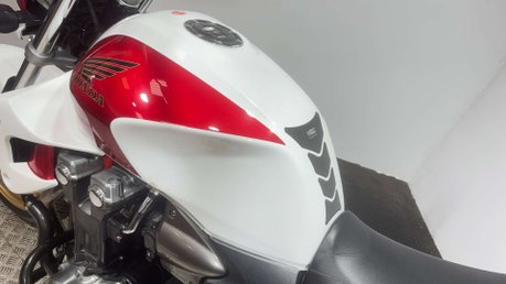 Honda CB 2008 26K OUTSTANDING CONDITION NEW MOT MUSCLE BIKE 1300CC 23