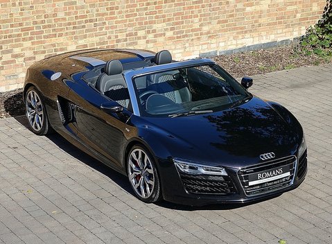 Audi R8 V10 Spyder 23